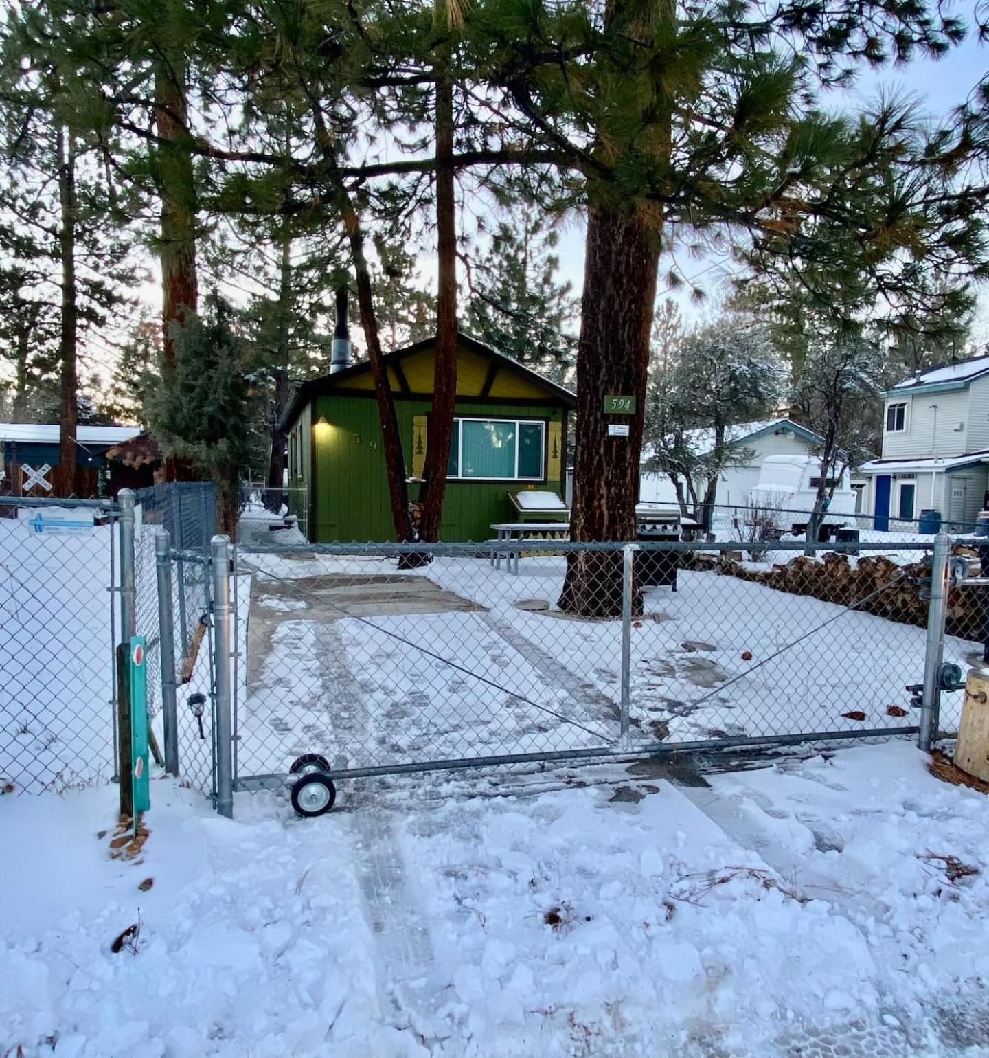 Jacuzzi Wcozy Retreat "The Little Green Cabin" Villa Sugarloaf Exterior photo